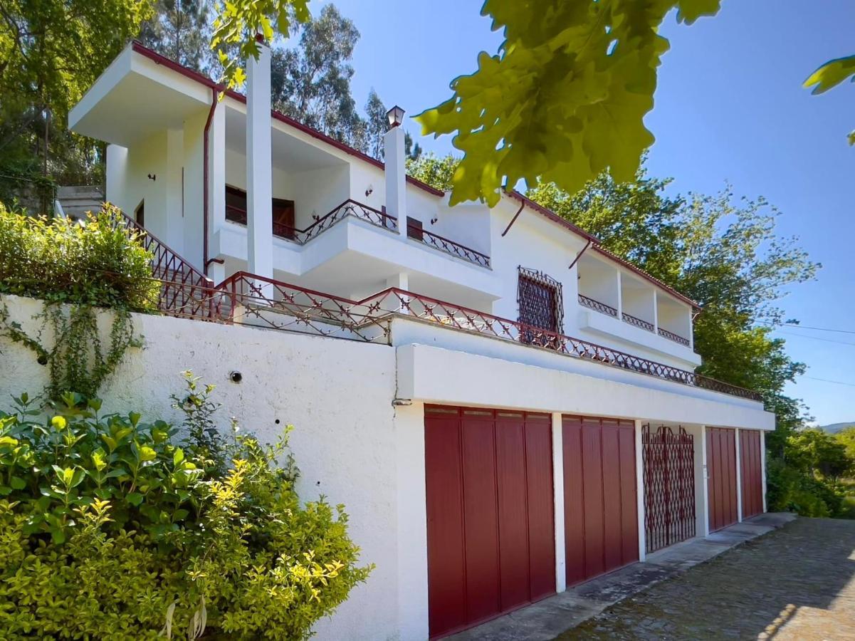 Villa Bouro - Breathtaking Scenery Near Geres Terras de Bouro Luaran gambar
